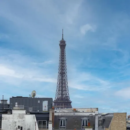 Cosy Duplex With The View Of Eiffel Tower